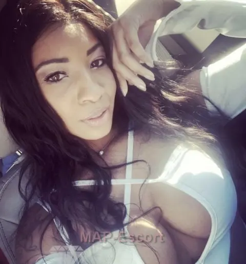 Jovanie, photo de profil 3 sur 3